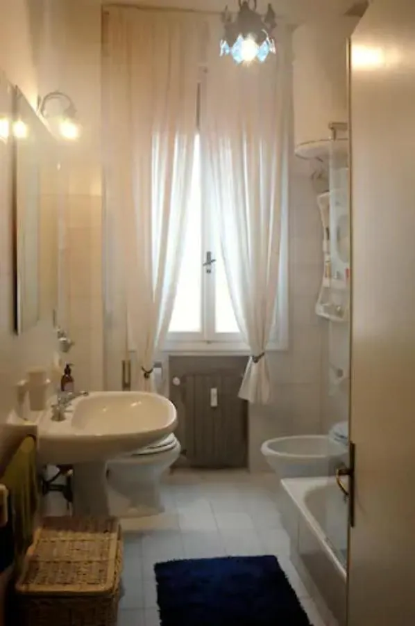 Appartement Charming Flat With Terrace Over The Canal à Venise